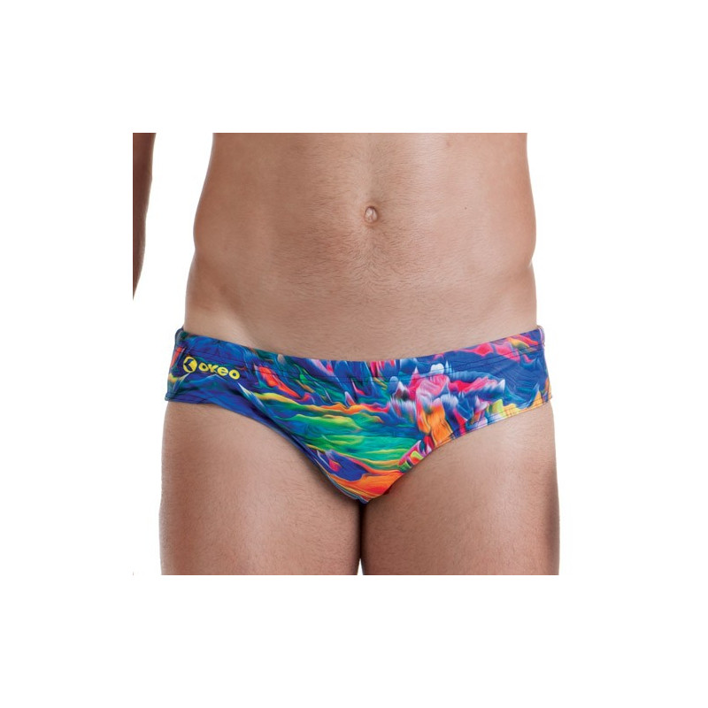 <p class="p1">Costume slip da uomo per il nuoto e la pallanuoto. Il fianco <p class="p1">Costume slip da uomo per il nuoto e la pallanuoto. Il fianco