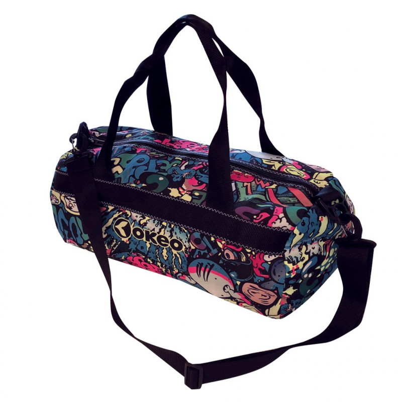 Borsa in poliestere per la piscina e il tempo libero con maniglie laterali e tracolla regolabile. Borsa in poliestere per la piscina e il tempo libero con maniglie laterali e tracolla regolabile.